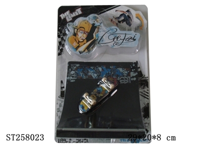 SKATE-BOARD SET - ST258023