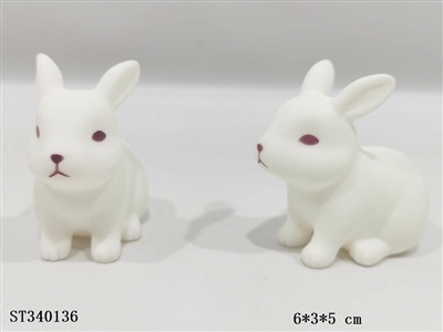 ENAMEL RABBIT WITH BB WHISTLE - ST340136