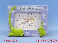 ST004371 - ELEPHANT CLOCK