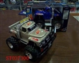 ST037300 - R/C CAR W/CHARGER