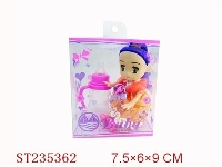 ST235362 - BARBIE WITH BOTTLE