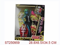 ST250959 - MONSTER GIRL