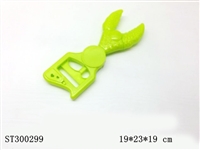 ST300299 - MANUAL PULL BIG CRAB PLIER (CANDY TOYS)